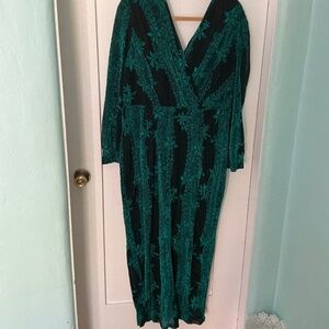 SHEIN Green and Black Maxi Dress
